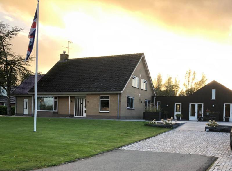 Grutsk Op 12 Bed and Breakfast Drachten Buitenkant foto