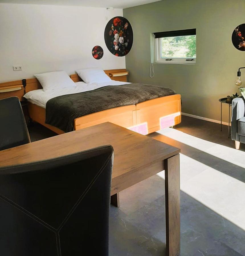 Grutsk Op 12 Bed and Breakfast Drachten Buitenkant foto